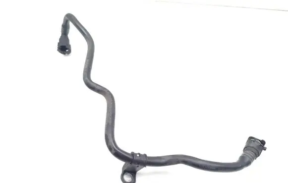 Engine coolant pipe/hose