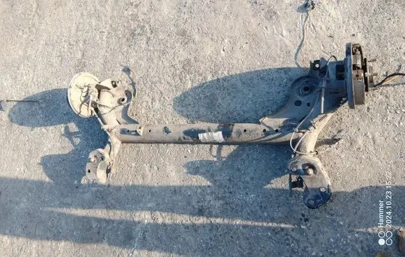 Ford B-MAX Rear axle beam 