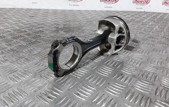 Mercedes-Benz S W222 Piston with connecting rod 1054