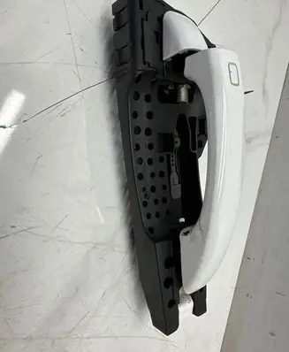 Audi A5 8T 8F Front door exterior handle 