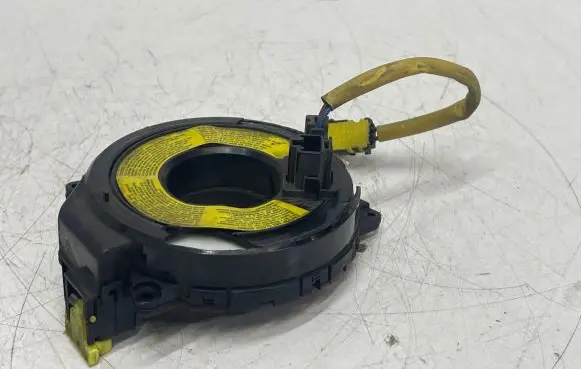 Hyundai H-1, Starex, Satellite Airbag slip ring squib (SRS ring)