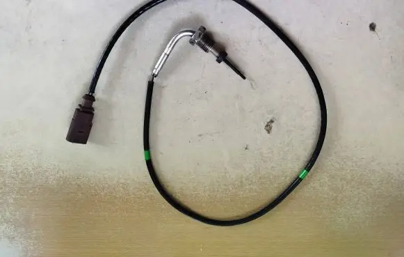Exhaust gas temperature sensor