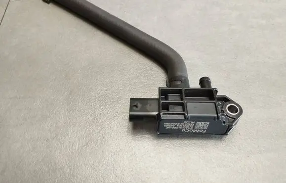 Volkswagen Amarok II Air pressure sensor ML3A5L200AC 204921603