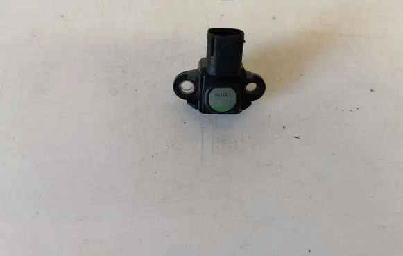 Mercedes-Benz Vito Viano W639 Air pressure sensor A0051535028