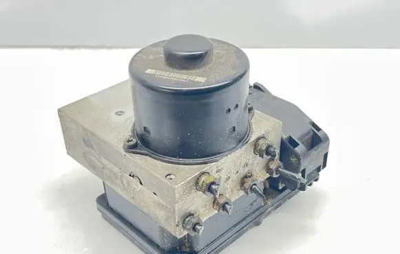 Mercedes-Benz ML W164 ABS Pump A2515450832