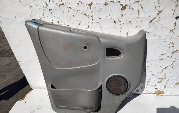 Opel Vivaro Front door card panel trim 91165801