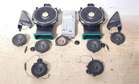 BMW X4 G02 Audio system kit 2622874 6811959 6809632