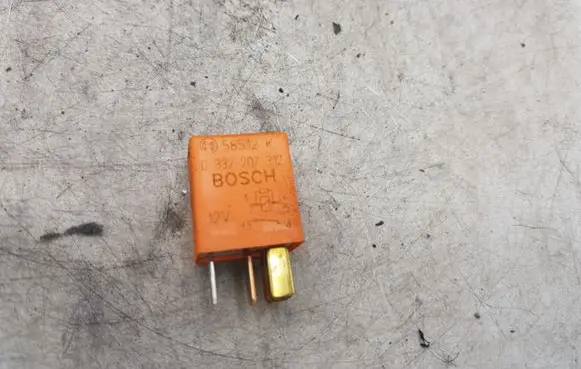 Nissan X-Trail T30 Other relay 9008087012