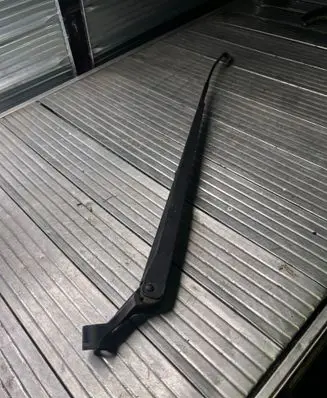 Toyota Yaris Front wiper blade arm 852210D020D