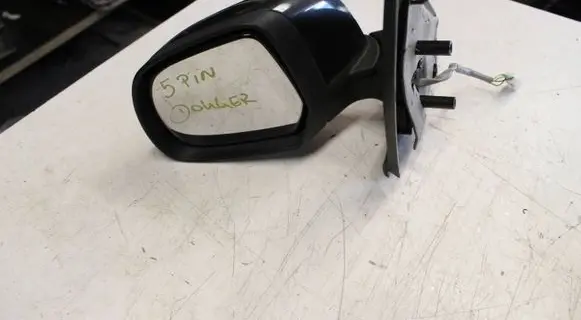Dacia Dokker Front door electric wing mirror