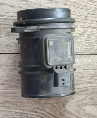 Renault Megane III Mass air flow meter 8200682558 5WK97021 H8200702517