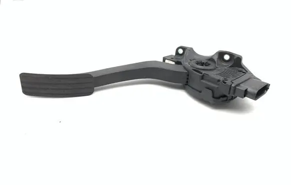 Accelerator throttle pedal