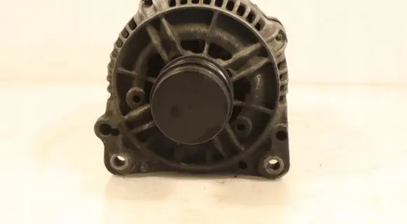 Audi A4 S4 B5 8D Generator/alternator 028903018EX