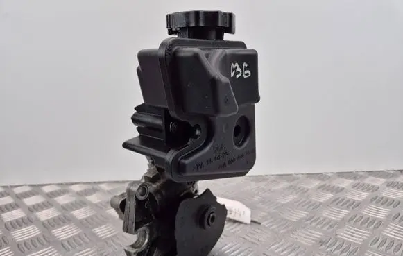 Mercedes-Benz ML W164 Power steering pump 0054662201 LH2113597