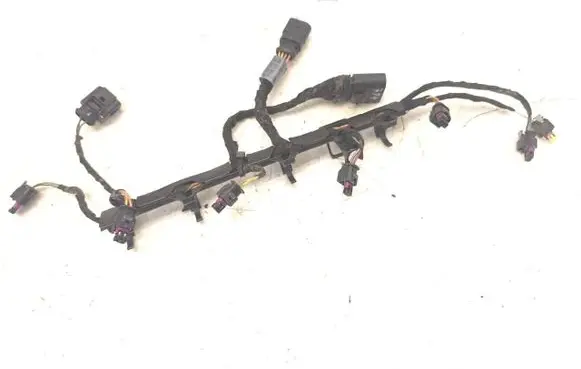 Volkswagen Golf VII Fuel injector wires 06L971627K 07082015
