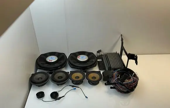BMW 3 E90 E91 Audio system kit 9246184 9143163