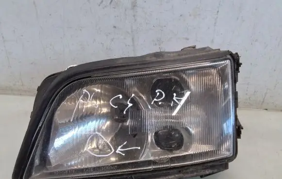 Audi A6 S6 C4 4A Headlight/headlamp