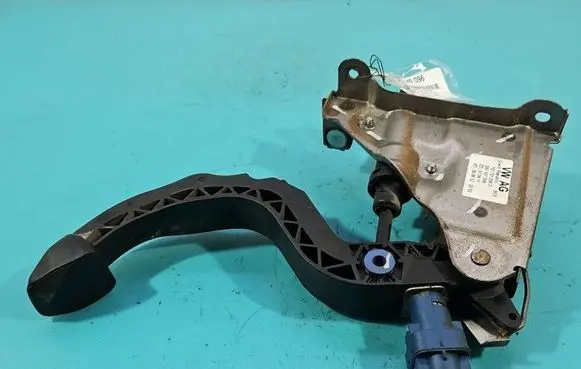 Skoda Citigo Pedal assembly 1S1721059D IMPRK1540096