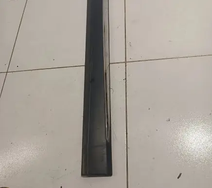 Nissan Murano Z51 Rear door trim (molding) 828711AA0A