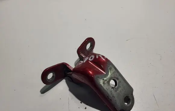 KIA Sportage Front door upper hinge