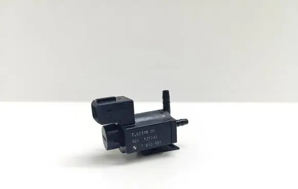 BMW 5 F10 F11 Turbo solenoid valve 7810831 70231800