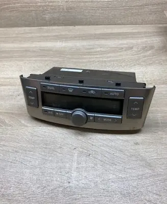 Toyota Avensis T250 Climate control unit 5590005281 MB1465706750 5590205060