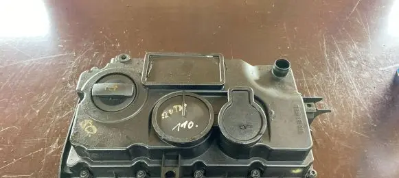 Volkswagen PASSAT B6 Rocker cam cover 03G103475C