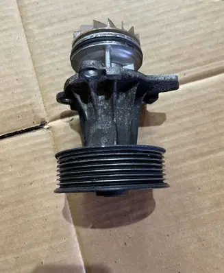 Infiniti FX Water pump 20800600