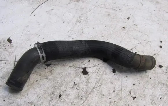 Nissan Qashqai Engine coolant pipe/hose