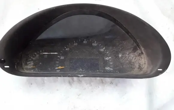 Mercedes-Benz C W203 Speedometer (instrument cluster) 87001411