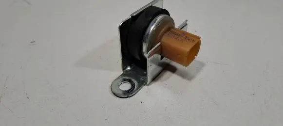 BMW 5 E60 E61 Acceleration sensor 6770206