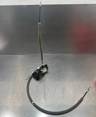 Renault Kadjar Front door lock