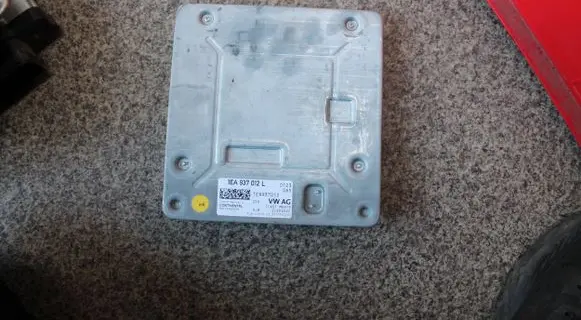 Volkswagen Golf IV Gateway control module 1E1937012L