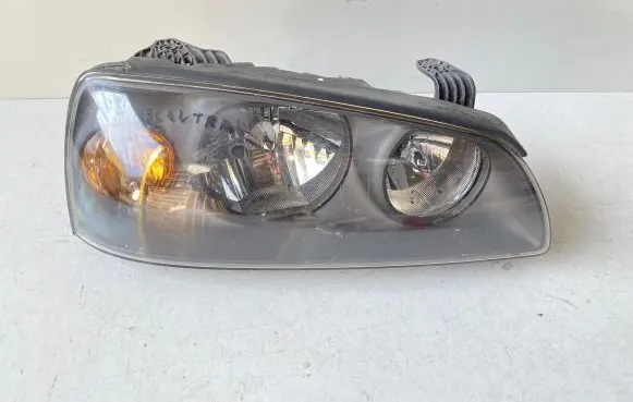 Hyundai Elantra Headlight/headlamp 921022DXXX
