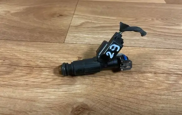 Volvo V50 Fuel injector 0280156154