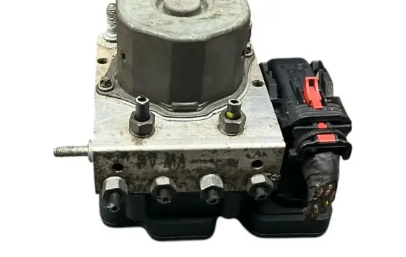 Skoda Fabia Mk2 (5J) ABS Pump 2265106455 6R0907379AT 6R0907379AS