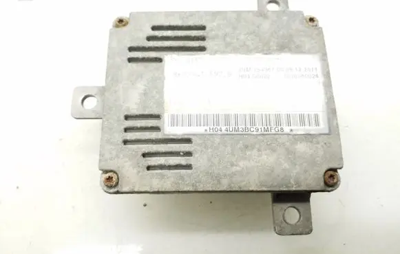 Volkswagen PASSAT B7 Headlight ballast module Xenon 8K0941597B
