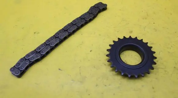 Opel Vivaro Oil pump 