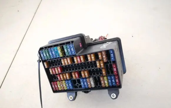 Fuse box set