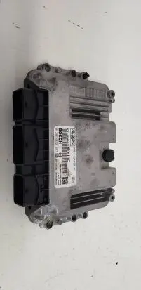 Ford Focus Engine control unit/module 8M5112A650MC