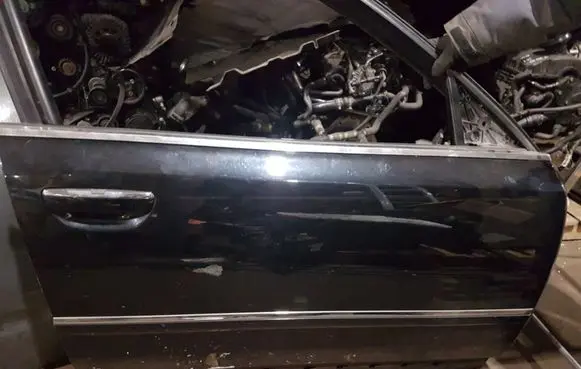 Audi A8 S8 D3 4E Front door 4E0831420