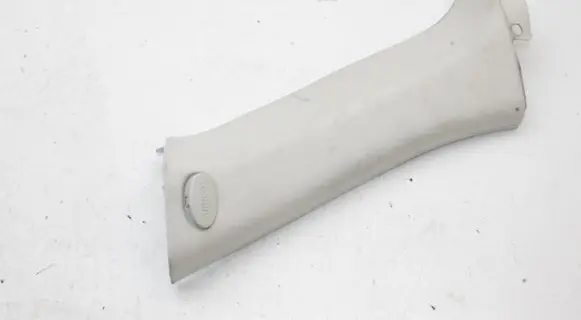 Land Rover Range Rover Sport L320 (C) pillar trim EMG50042