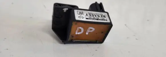Renault Megane II Airbag deployment crash/impact sensor 8200411025 601298200