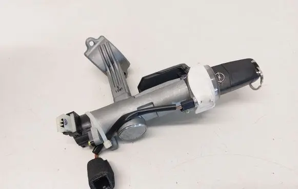 Opel Antara Ignition lock