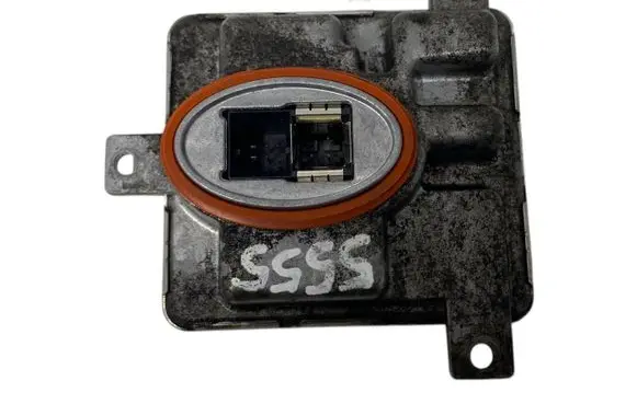 BMW 5 F10 F11 Headlight ballast module Xenon 7318327 731832704 W003T23171