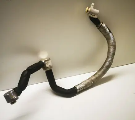 Jaguar XJ X351 Air conditioning (A/C) pipe/hose