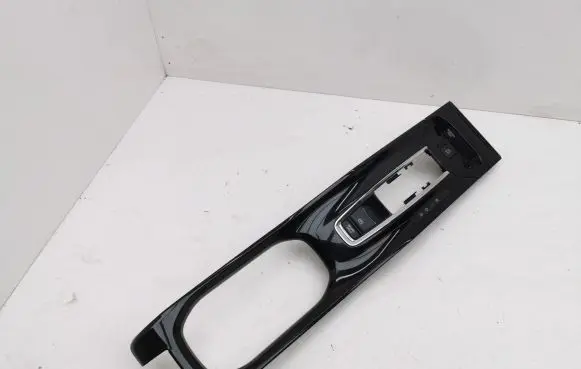 Honda HR-V Center console decorative trim 83450T8ME010M1 83440T8ME110XA