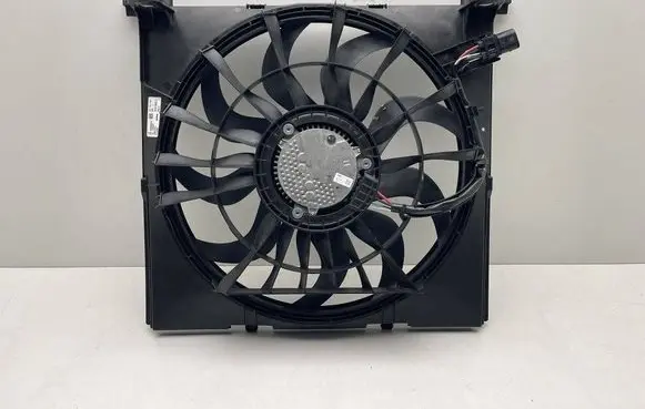BMW 7 G70 Air conditioning (A/C) fan (condenser) 7925818