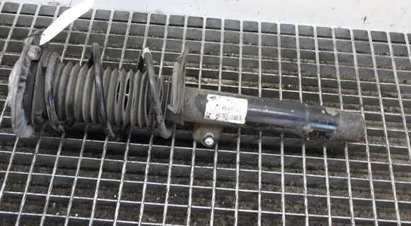 BMW 1 F20 F21 Front shock absorber/damper 6791575