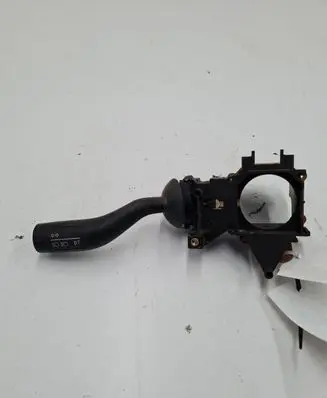 Volkswagen Touareg I Indicator stalk 3D0953513